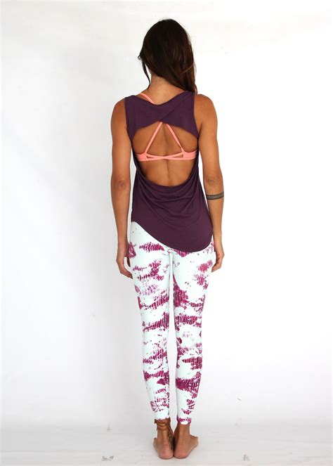 Women's Yoga Clothes & Shoes 